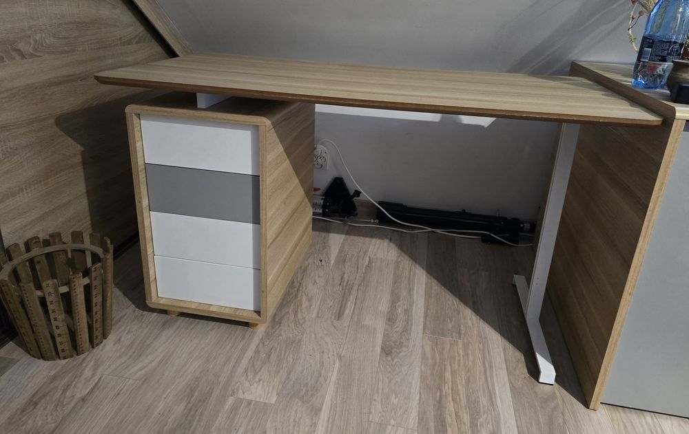 Biurko Vox Evolve dąb cynamonowy