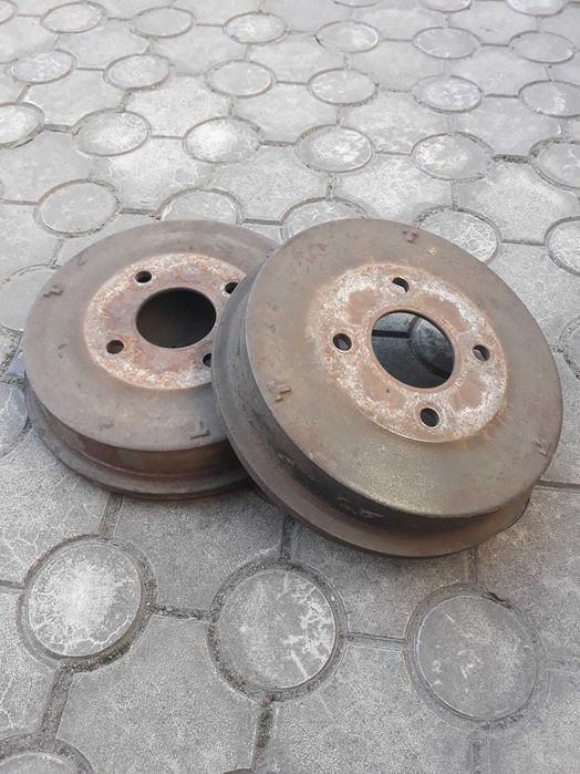 Продам барабанный тормозной диск задний Ford mondeo mk2 б/у оригинал