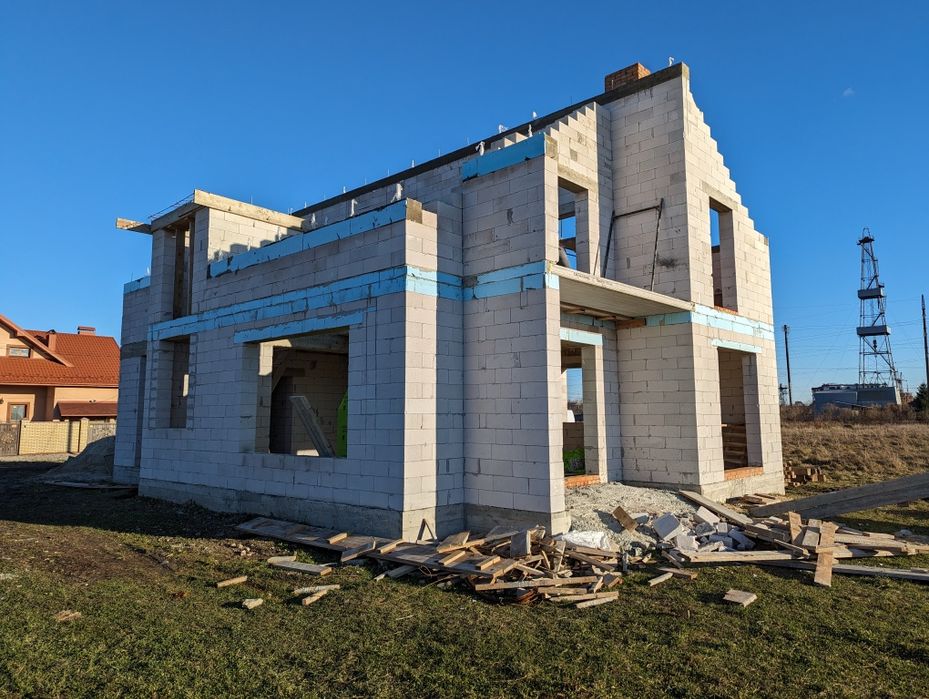 Будівництво будинків,монолітні бетонні роботи,кладка газоблоку,цегли