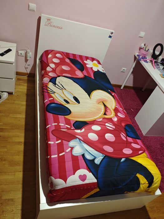 Cama de solteiro com colchão