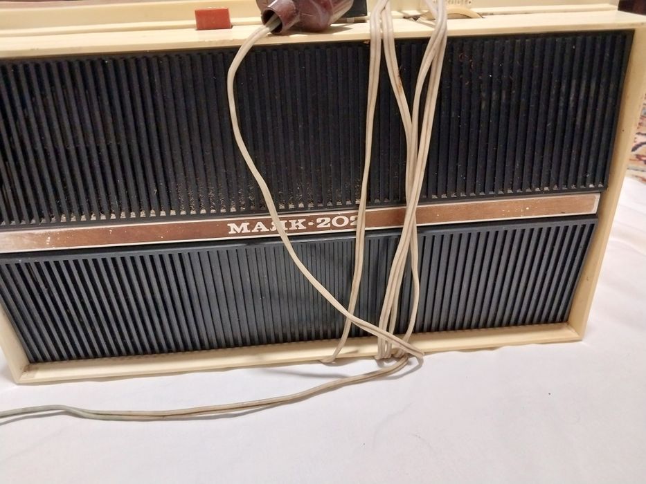 Радіоприймач Маяк 202 радіоточка радянські СССР ретро