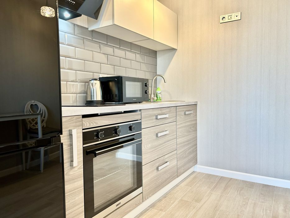 (6) Квартира подобово посуточно Люкс Центр Зоопарк новый ремонт