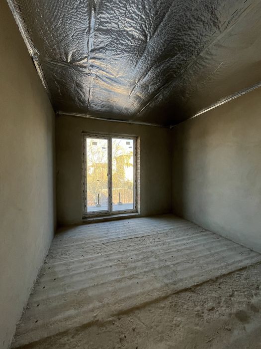 Продається дуплекс з гаражом. Земельна ділянка 5 сотих