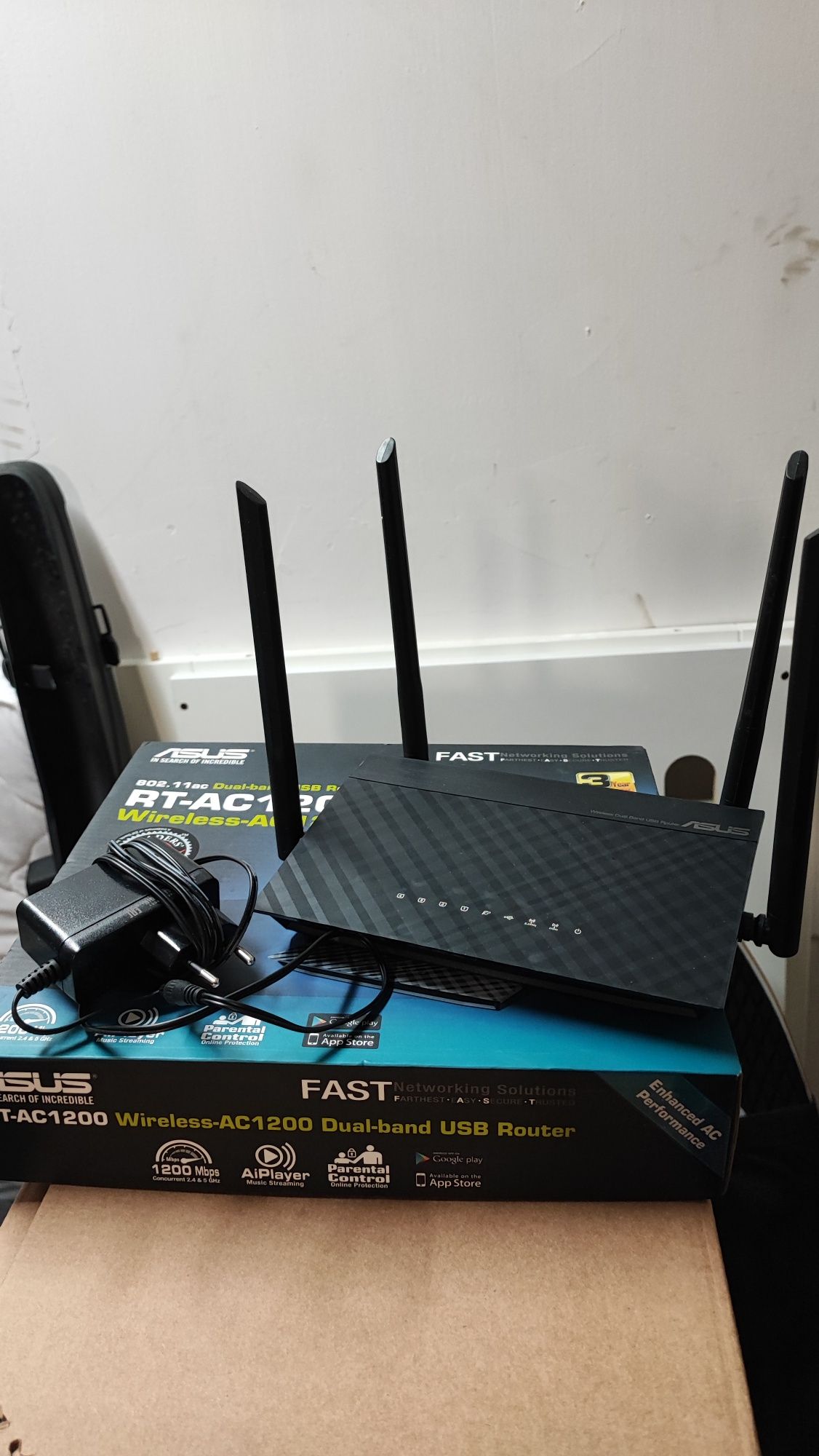 Router Asus RT-AC 1200