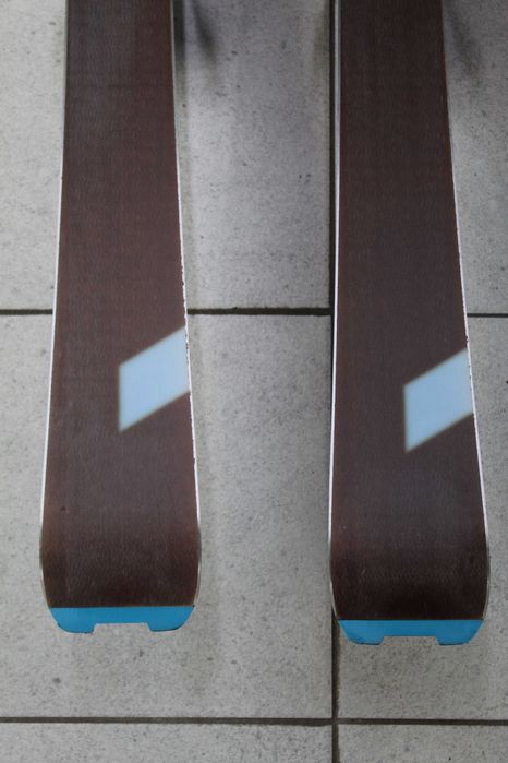 Narty HEAD PURE JOY Graphen 153 cm + wiązania HEAD