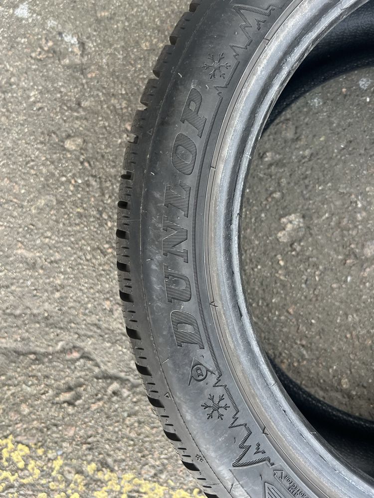 Резина зимова 215 50 r17 dunlop