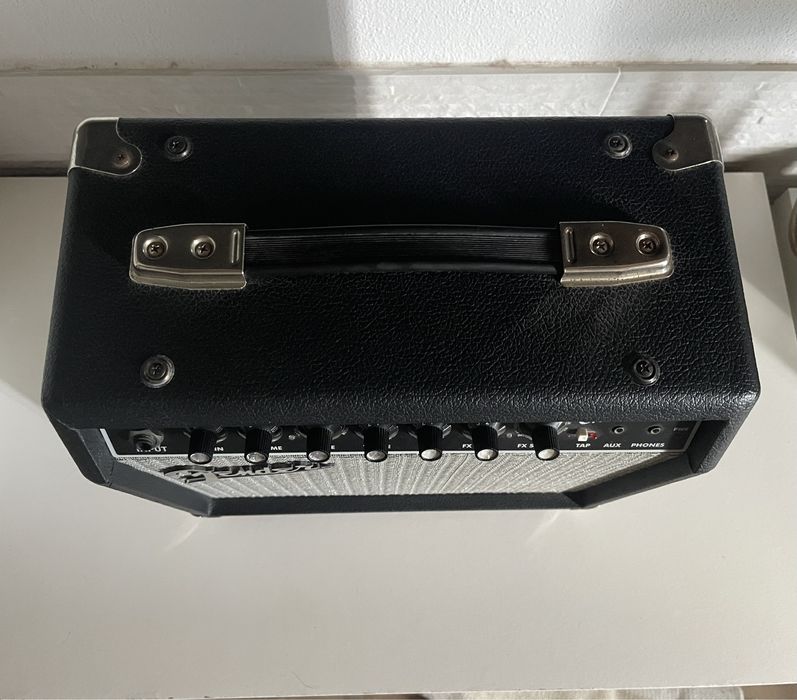 Amplificador Fender Champion 20