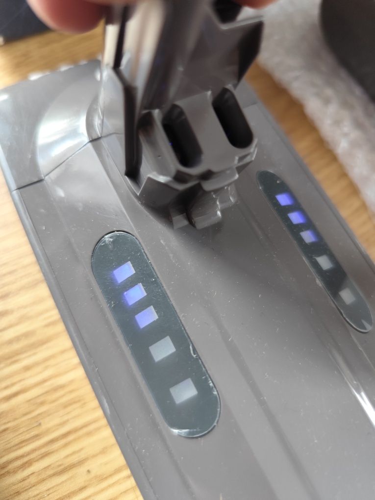 Bateria dyson v6 v7 v8 v10 zestaw