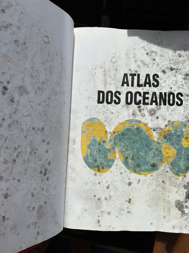 Grande Enciclopédia Portuguesa e Brasileira - Atlas dos Oceanos