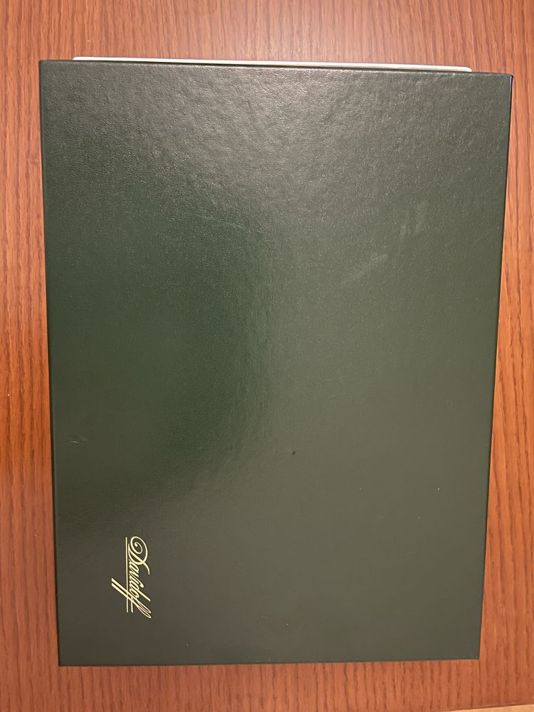 Попільниця порцелянова Davidoff великого розміру для сигар