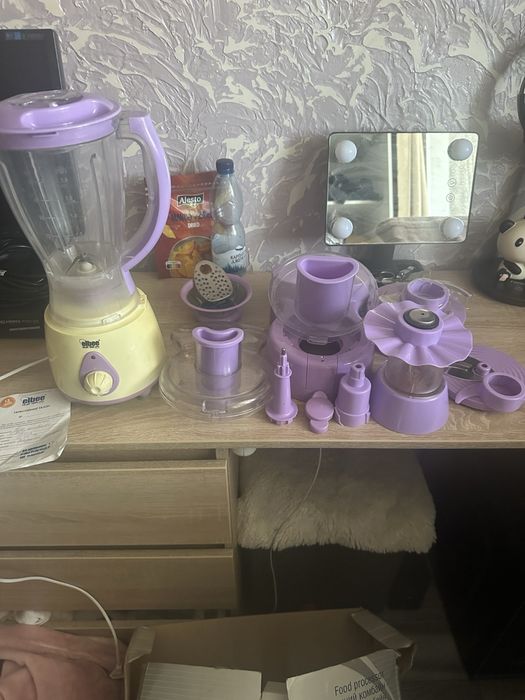 Кухоный Комбайн (elbee) в идеальном состоянии.