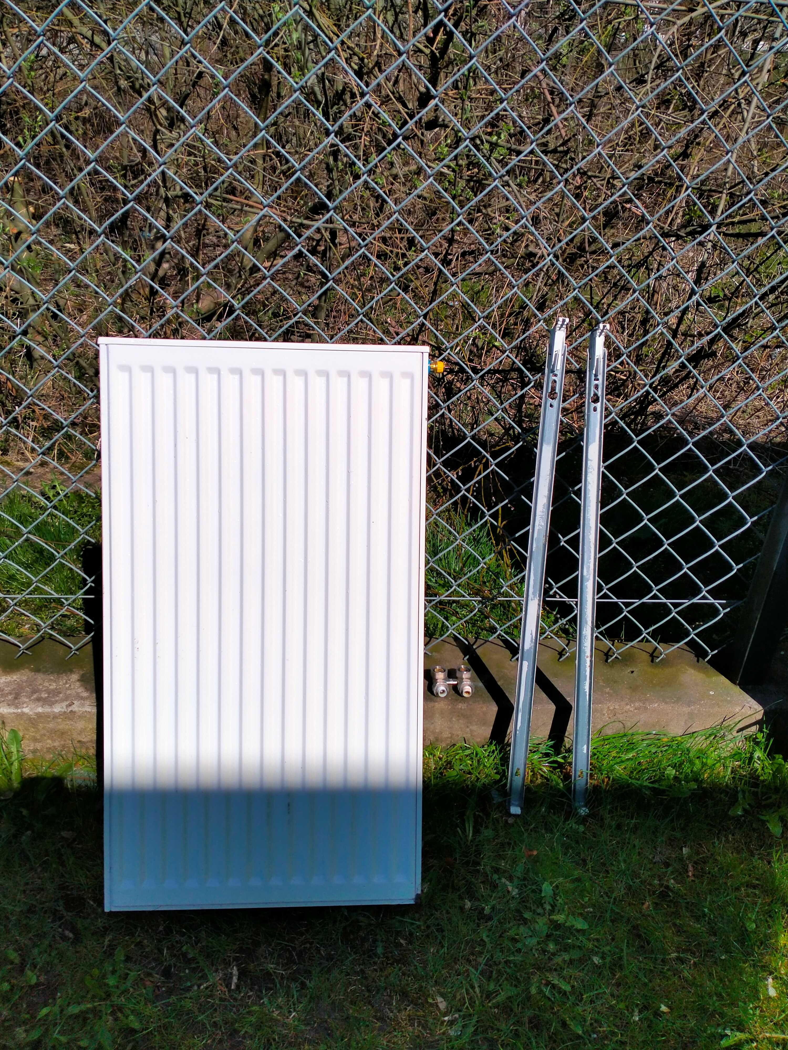 Grzejnik BUDERUS 90x50x10