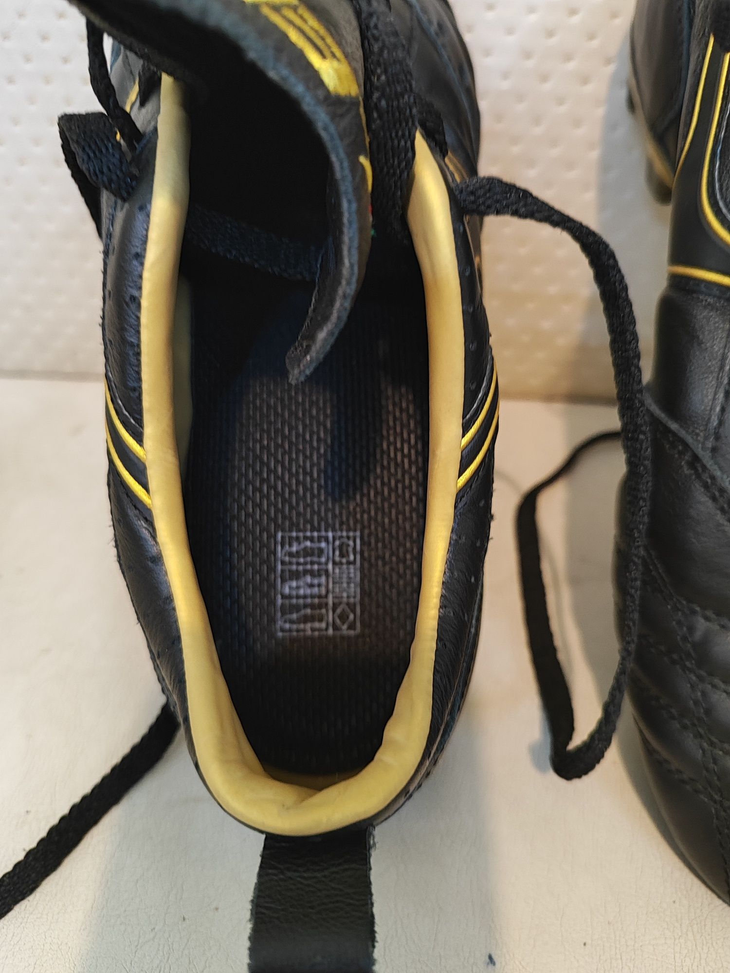 Сороконожки копи копочки бутси Adidas Leo ( 41 размер)