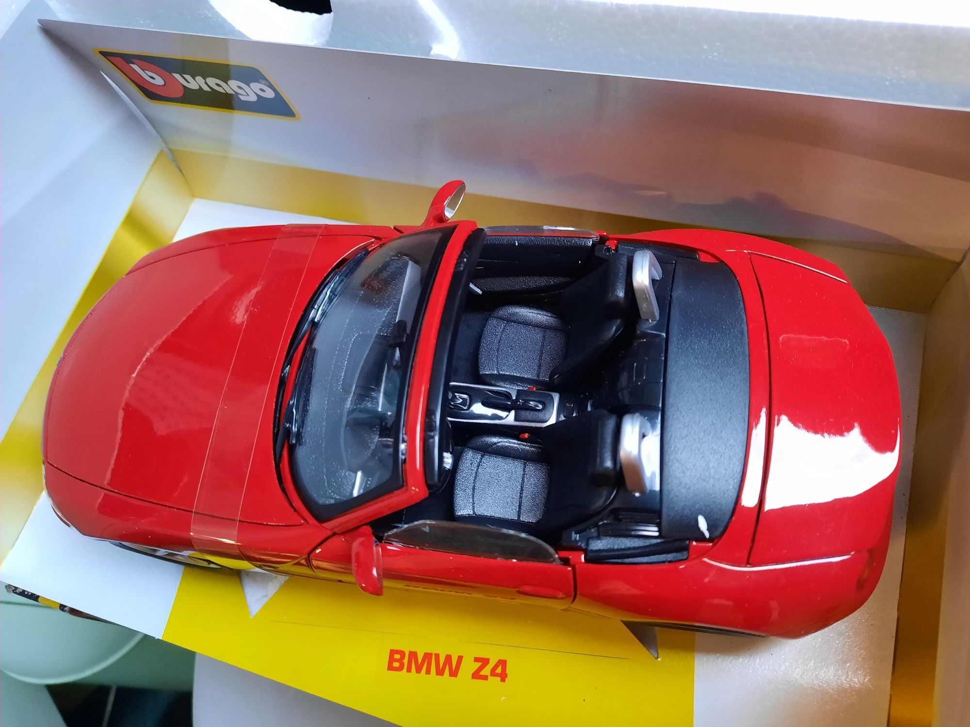 Auto Samochód Kolekcjonerski BMW Z4 Bburago 1:18