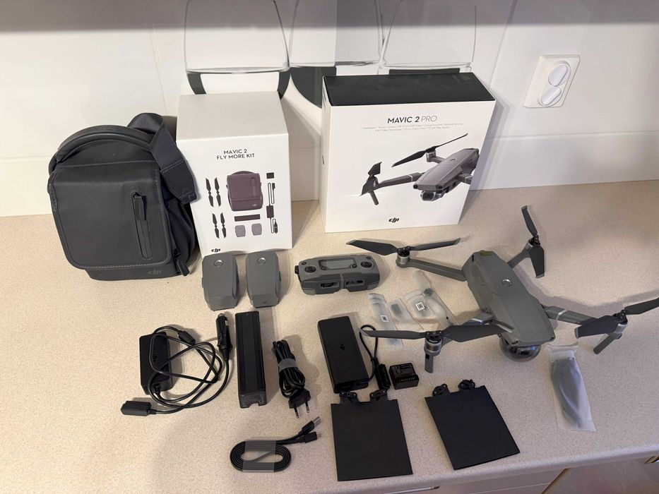 Dron DJI Mavic 2 Pro + fly more kit (combo)