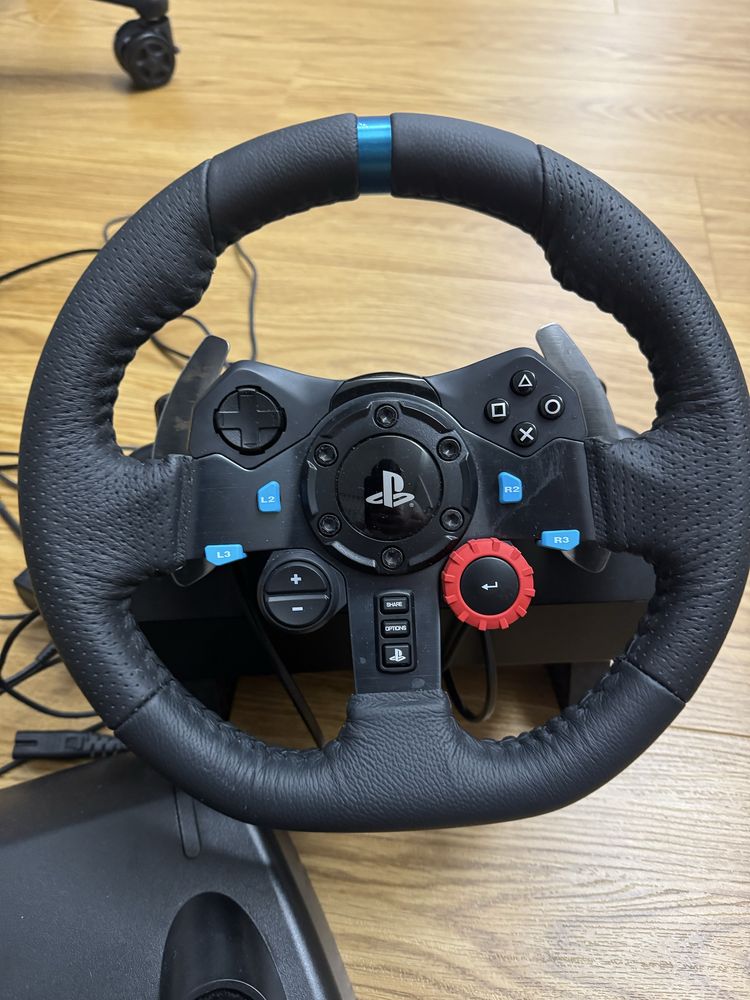 Vendo Logitec g29 com pedais