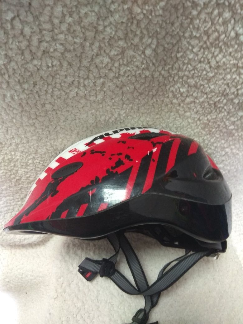 Alpina шлем ,подростковый велошлем