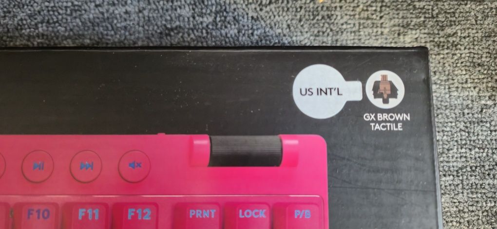 Logitech G PRO X TKL Lightspeed Tactile magenta