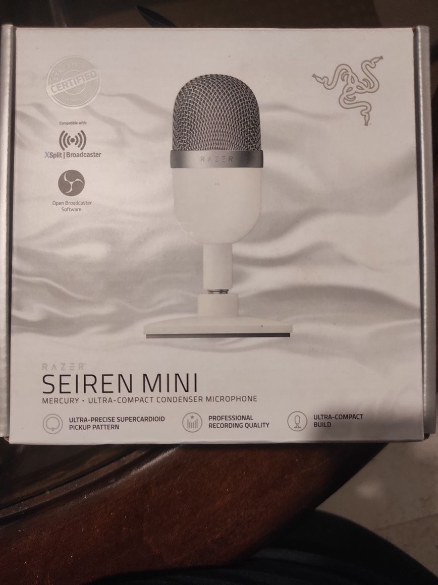 Microfone Razer Seiren Mini