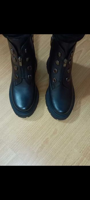 Осінні ботінки з натуральної шкіри 37 розмір