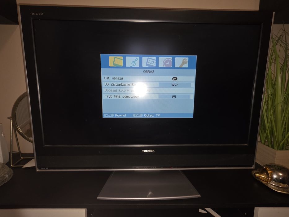 Oddam telewizor Toshiba 40 cali