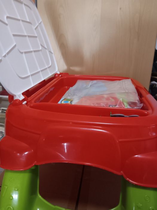 Mesa Infantil Clementoni Dobrável c/ atividades