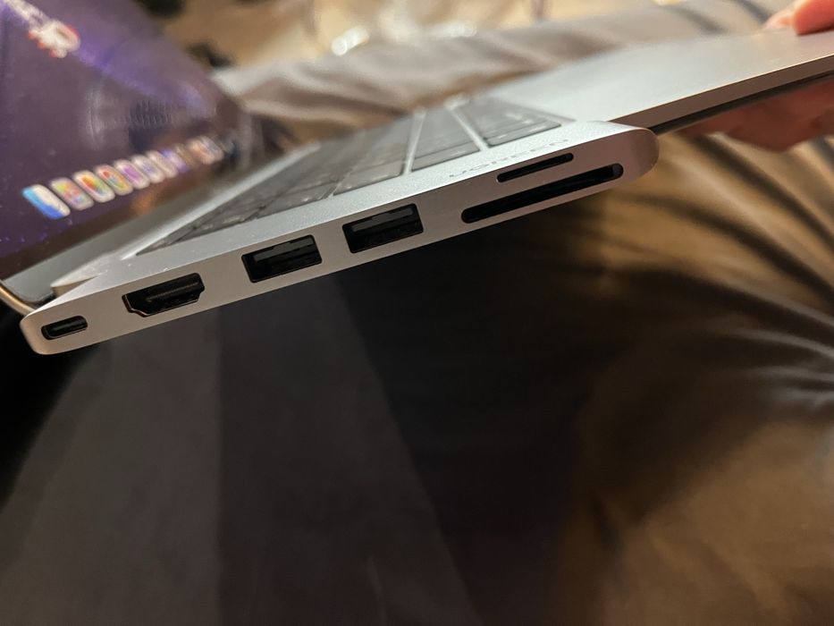 Apple macbook Air M1 13.3" 8GB Ram 256GB SSD Stan idealny