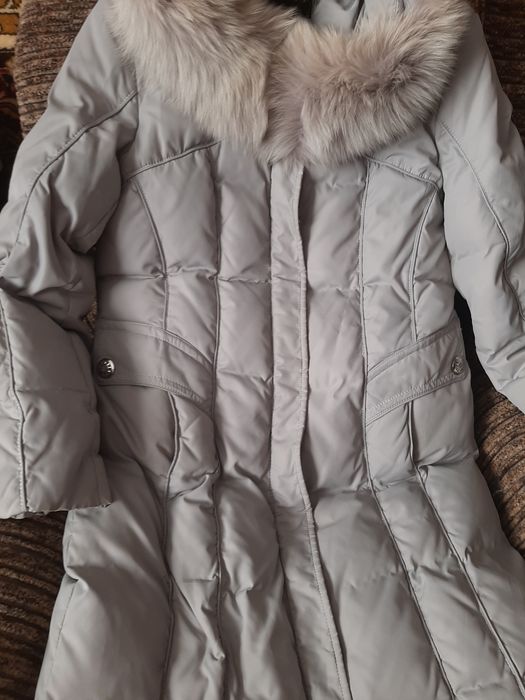 Классный пуховикl б/у 48-50разм.