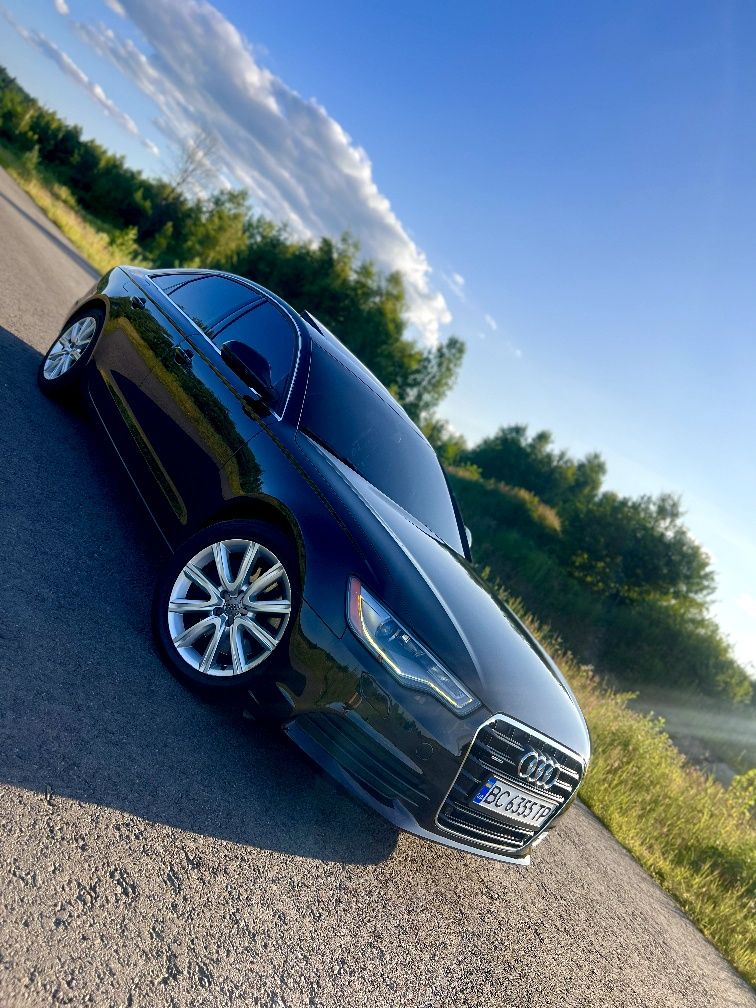 Продаю AUDI A6 .