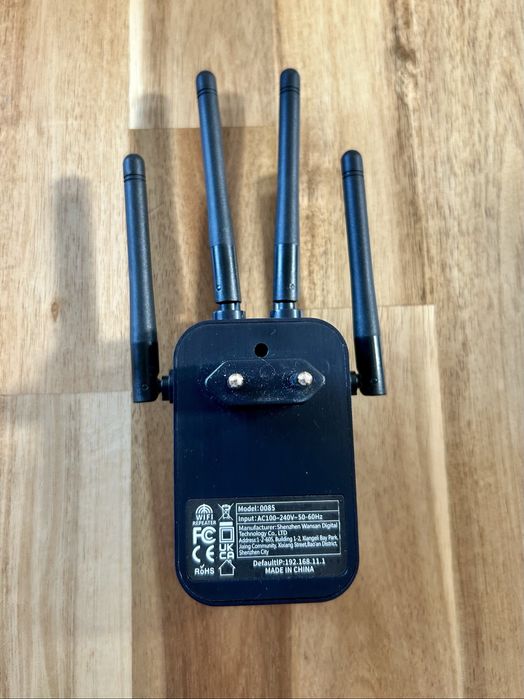 WiFi Extender - Wzmacniacz sygnału WiFi