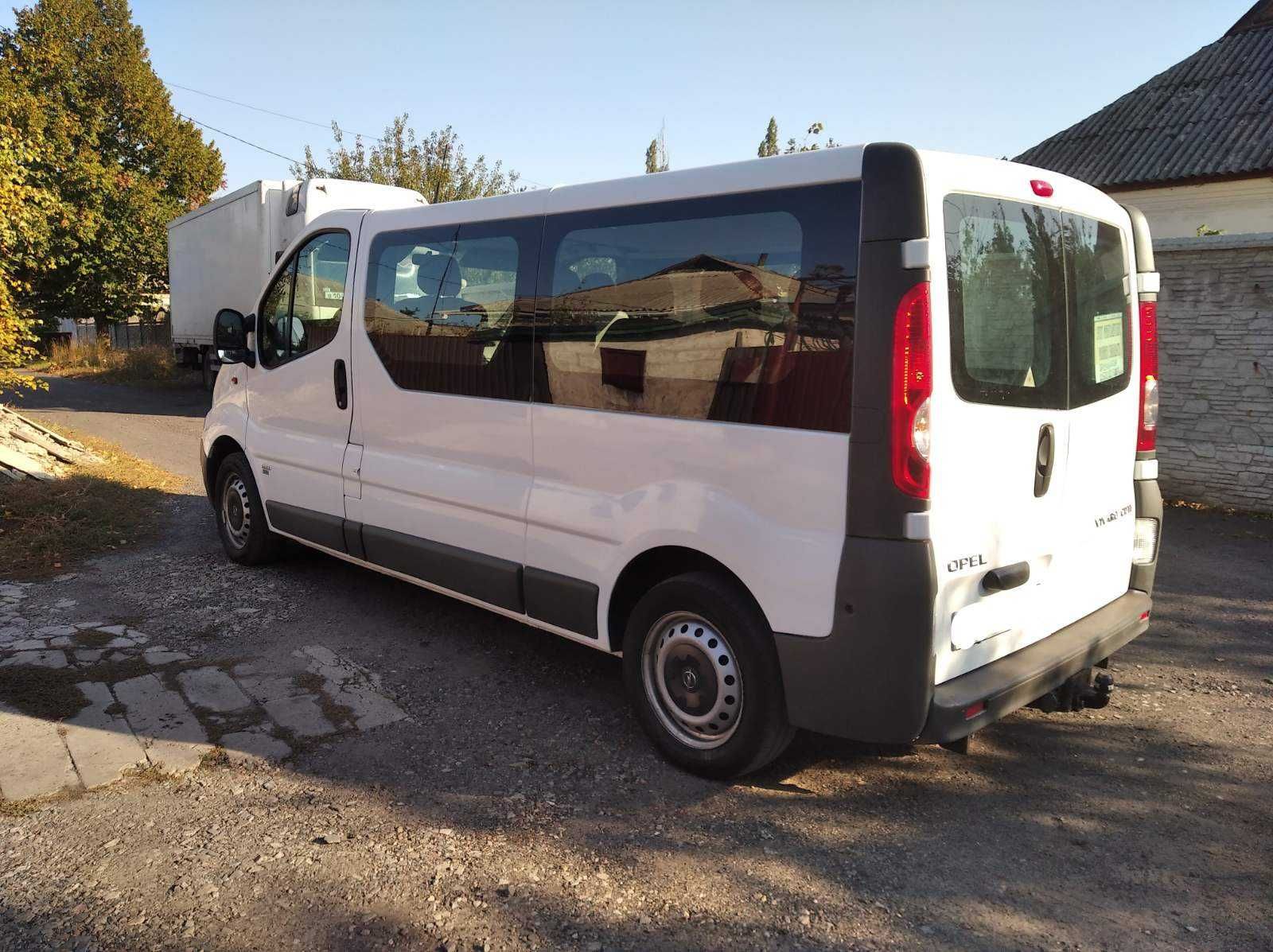 Opel Vivaro 2013god Lang