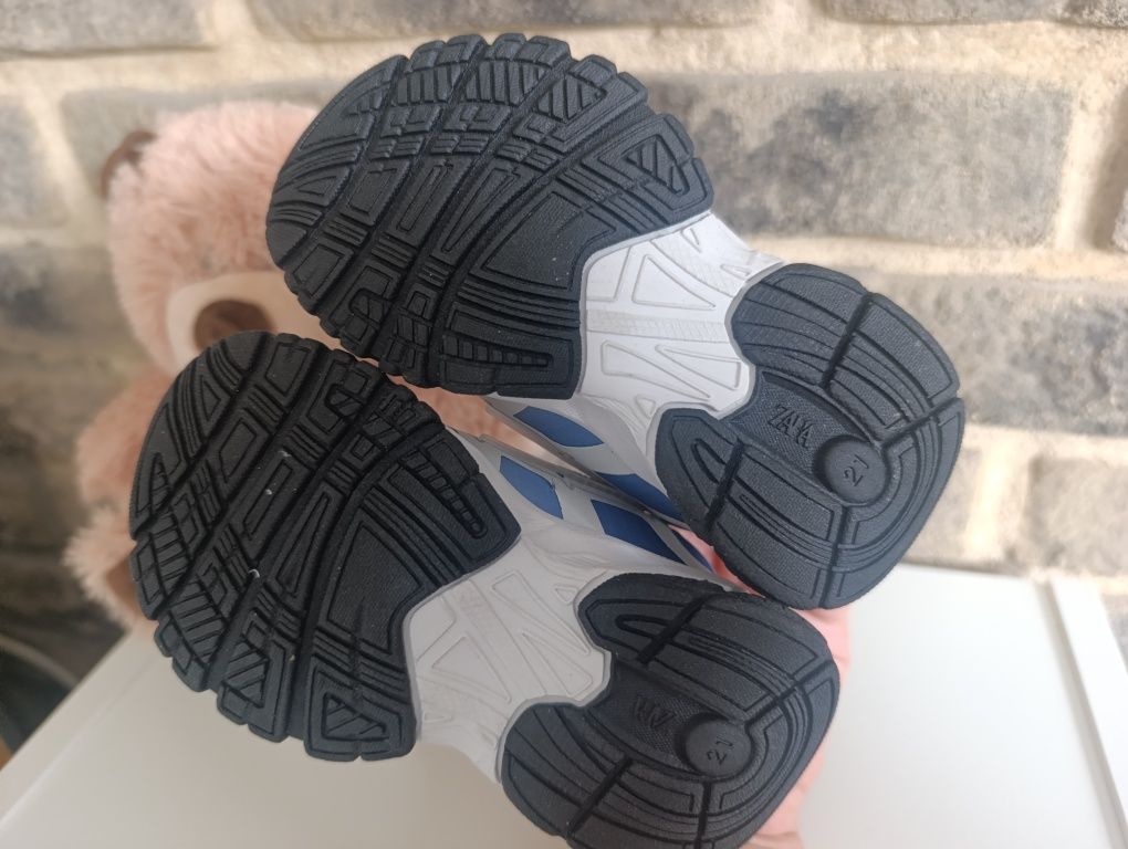 Adidaski buciki adidasy ZARA 21 chłopiec/dziewczynka
