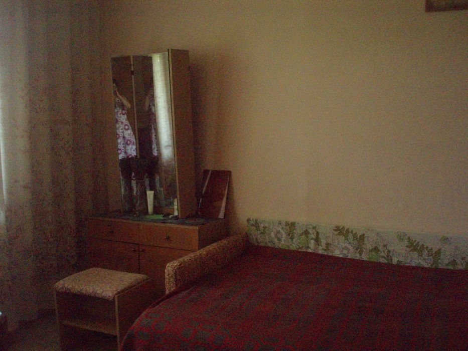 Сдам комнату в собственной 2-х комн. квартире с хозяйкой.