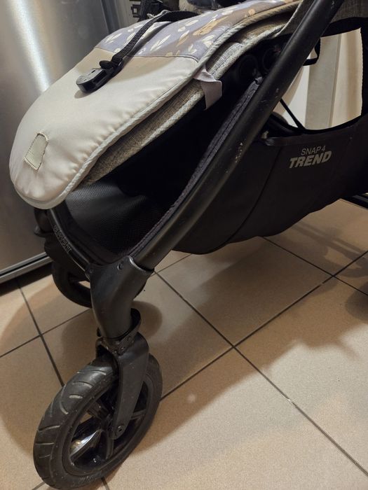 Wózek Valco baby Snap 4 sport trend z wkładką do wozka Beztroska