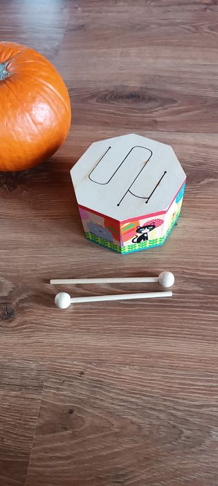 Bębenek drewniany pałeczki