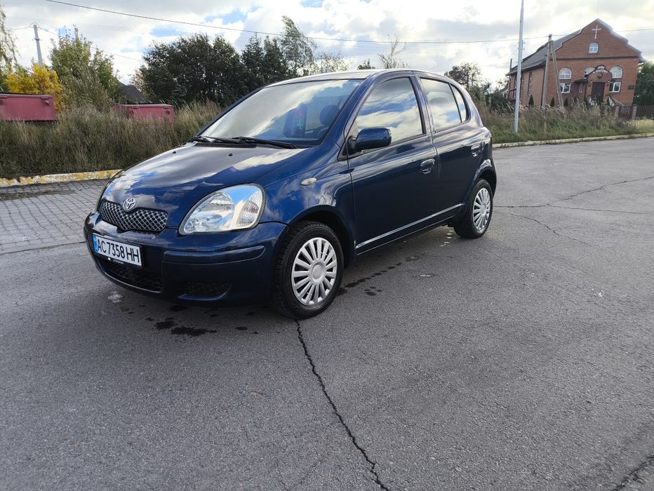 Тойота яріс 1 рестайл