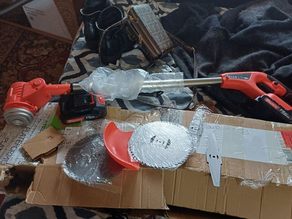 Vendo Roçadora Nova