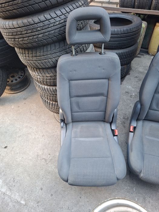 Сидіння Volkswagen Sharan. Задні. 4штуки.