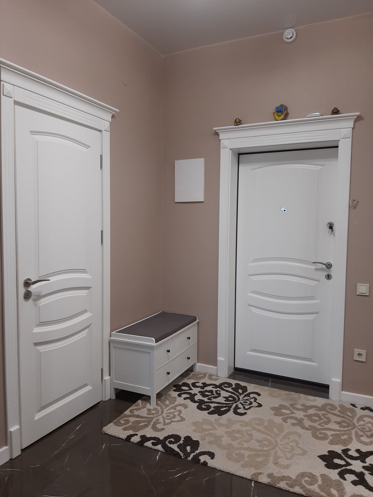 Продаж 1-кімн.квартири з євроремонтом по вул.Стрийській
