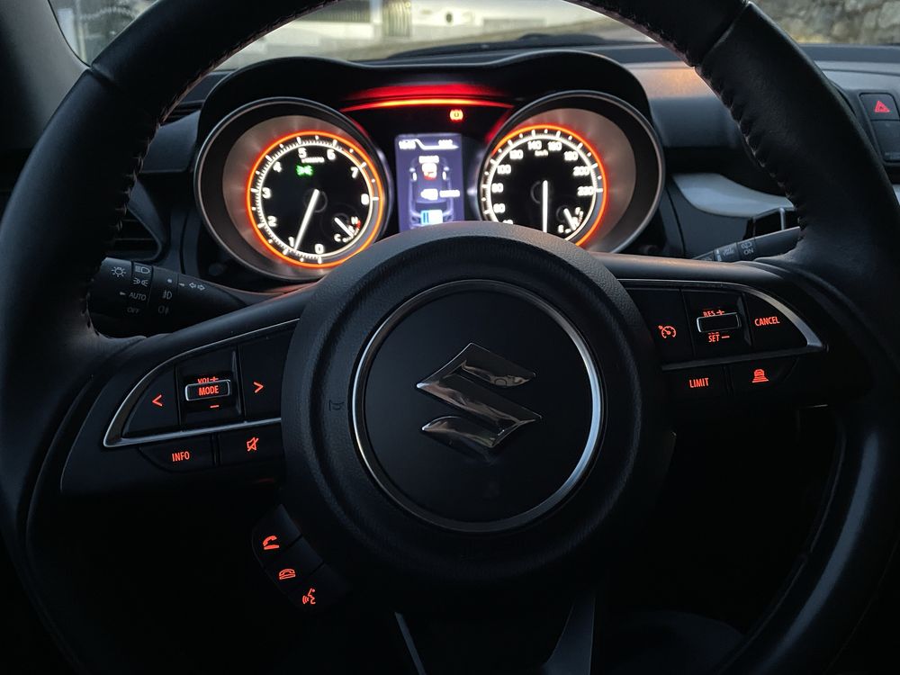 Suzuki Swift 1.0 Boosterjet (SHVS) Hybrid Comfort + Gasolina