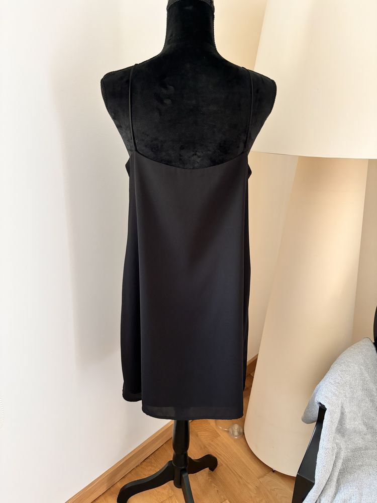 Vestido em viscose preto