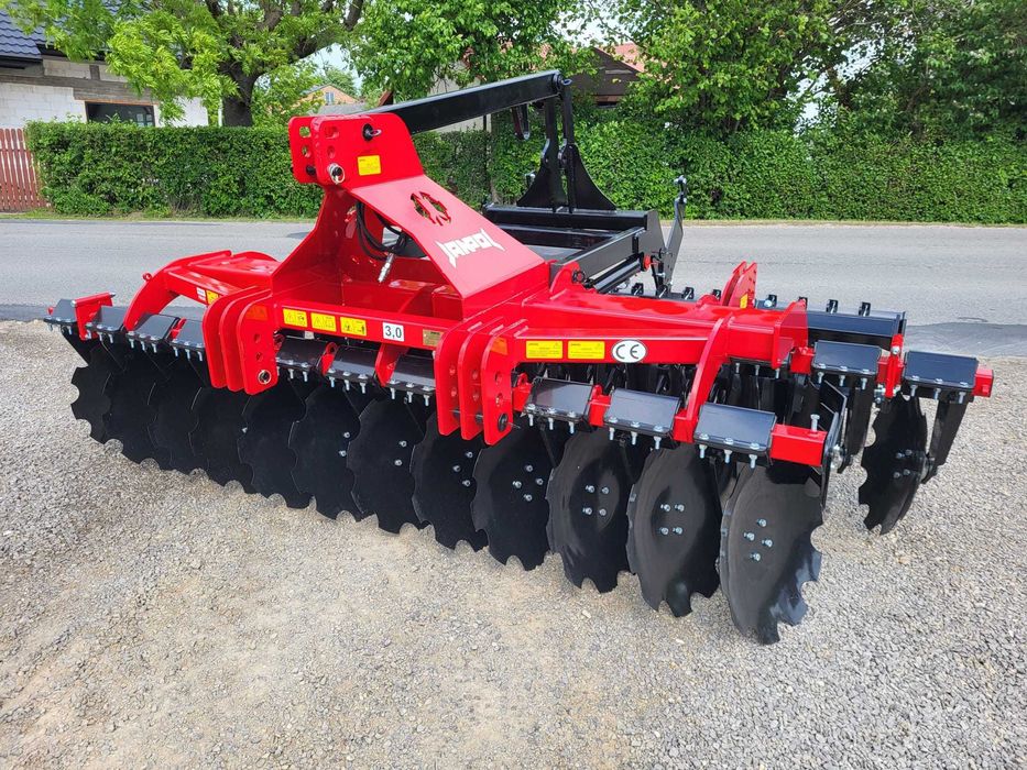 AGREGAT TALERZOWY/ brona z hydropakiem/ talerze 560/ piasty obsługowe