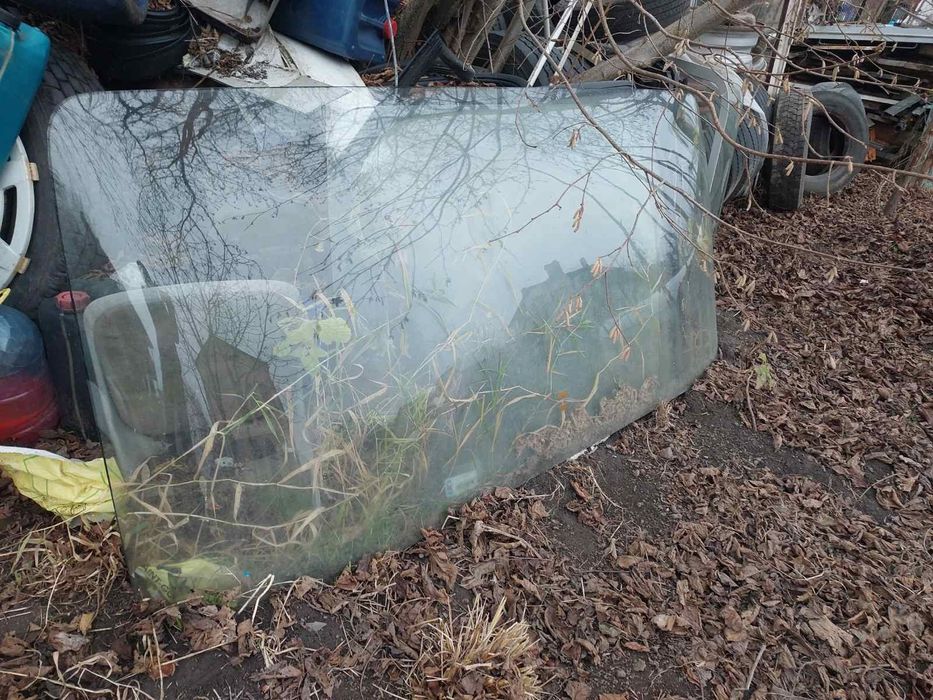 Скло  лобове до автобуса man nl 202