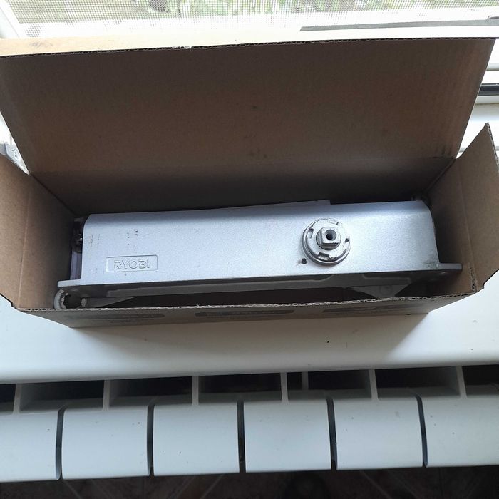 Доводчик двери Ryobi 1504