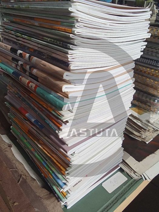 Cadernos pautados, lisos e quadriculados A$ e A5