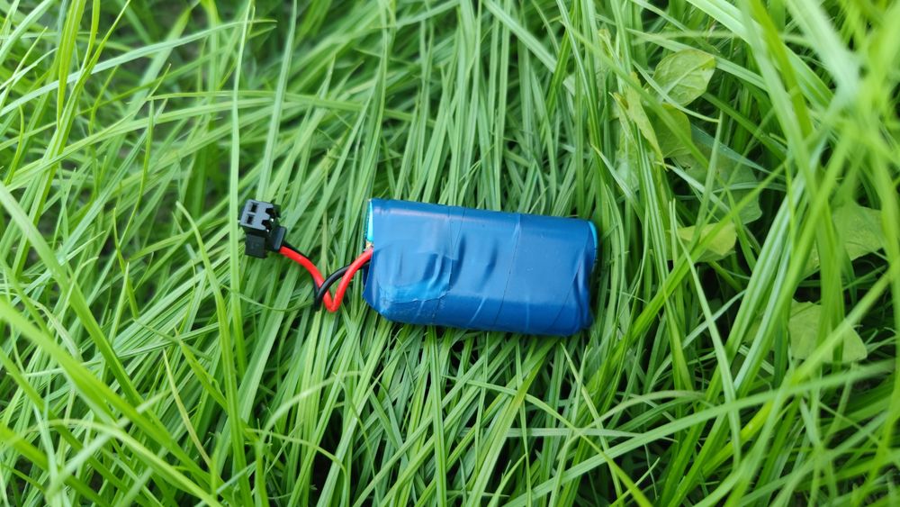 Електричний водяний пістолет