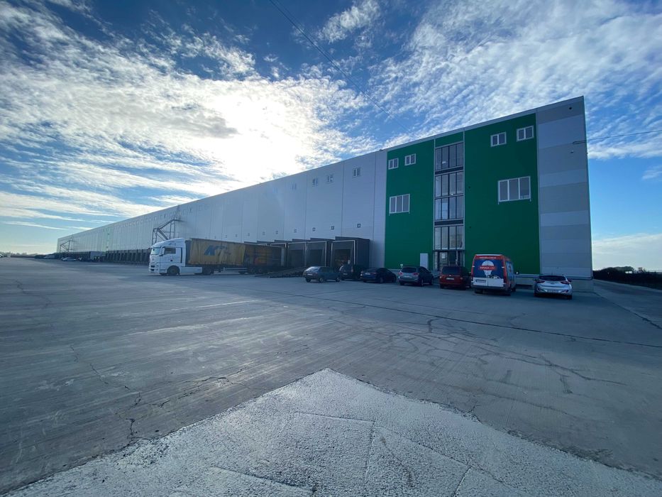 Оренда складу 20000м2 у офісно-логіст центрі"Олександрівський"Київ.обл