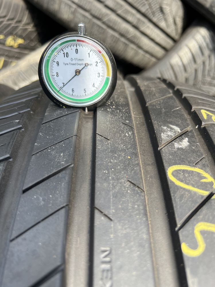 * Opony Nexen 235/55/19 para