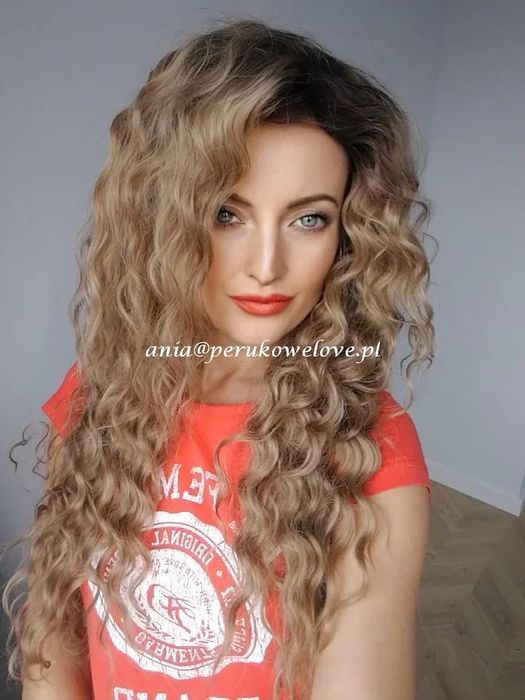 peruka karmelowy blond brąz ombre afro loki kręcone włosy na co dzień