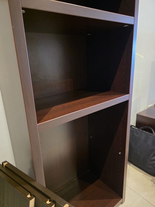 Estante usada mas em boas condiçoes!